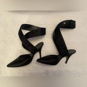 Chanel Classic Chanel Black Ankle Strap Wrap Heels Sz 37.5 eu/ 7 us